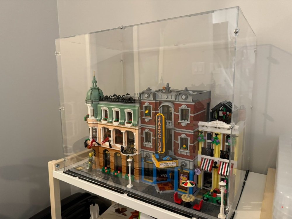 LEGO Forum | LEGO Discussion | Toys N Bricks