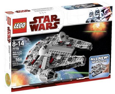 LEGO Star Wars 7778 Midi-Scale Millennium Falcon (www.toysnbricks.com)