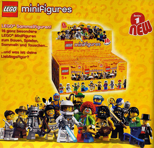 LEGO 2010 Collectible Minifigures Poster (www.toysnbricks.com)