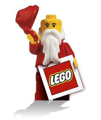 LEGO Santa (www.toysnbricks.com)