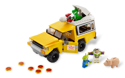 LEGO Toy Story 7598 Pizza Planet Truck Rescue (www.toysnbricks.com)