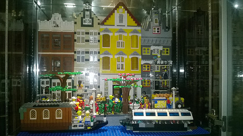 [MOC] Amsterdam Canal House Street Scene