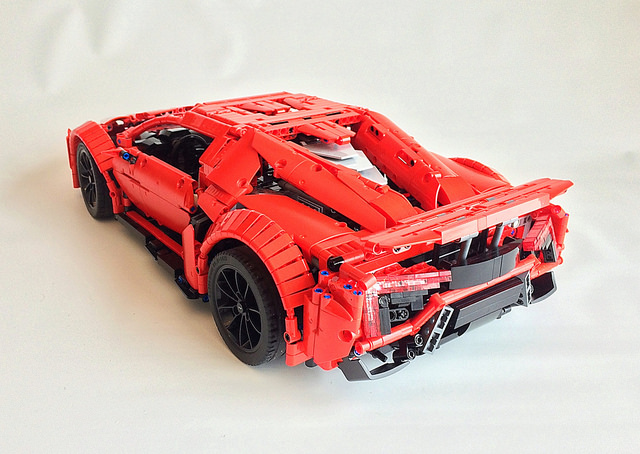 [MOC] LEGO Creation Lykan Hypersport by loxlego