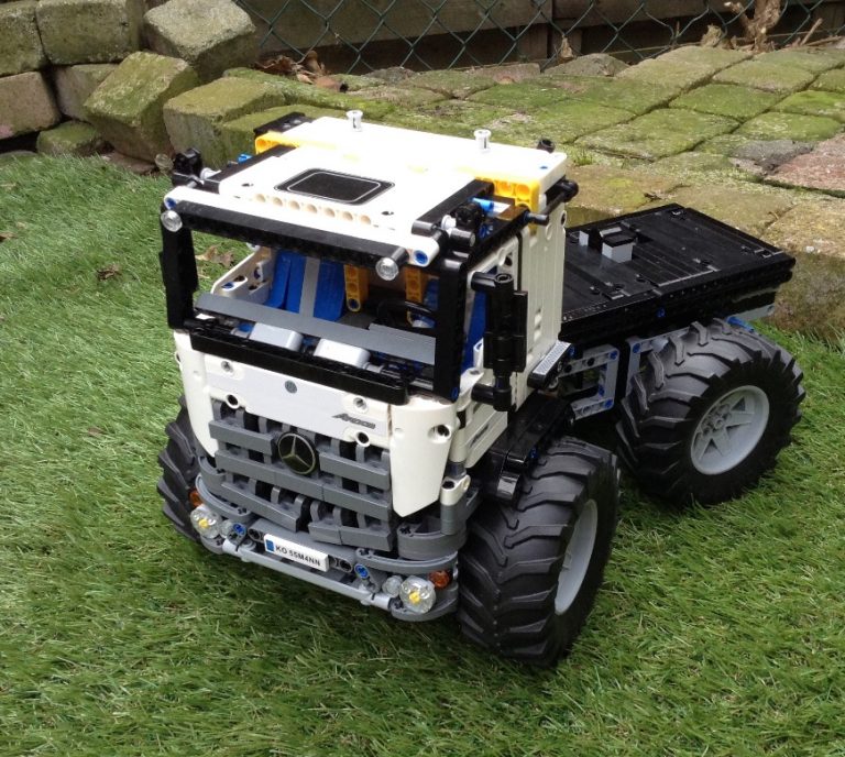LEGO Creation MOC LEGO Mercedes Arocs Trial Truck Remote Controlled