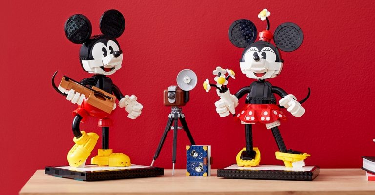Summer 2020 LEGO Disney 43179 Mickey Mouse & Minnie Mouse Buildable Characters