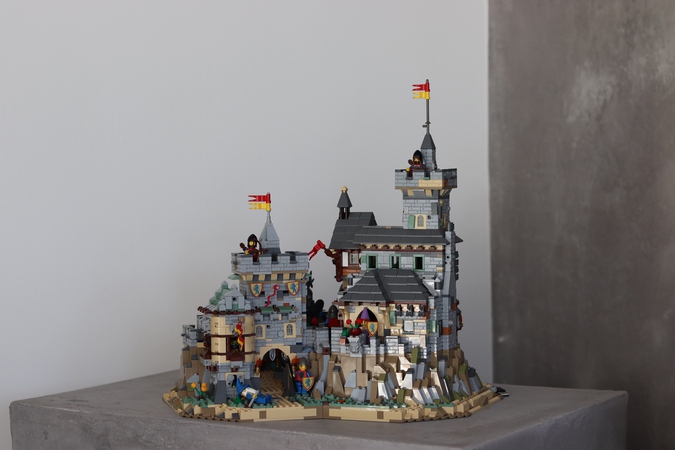 LEGO Ideas Project Creation Classic Castle 10 000 Supporters by Derboor