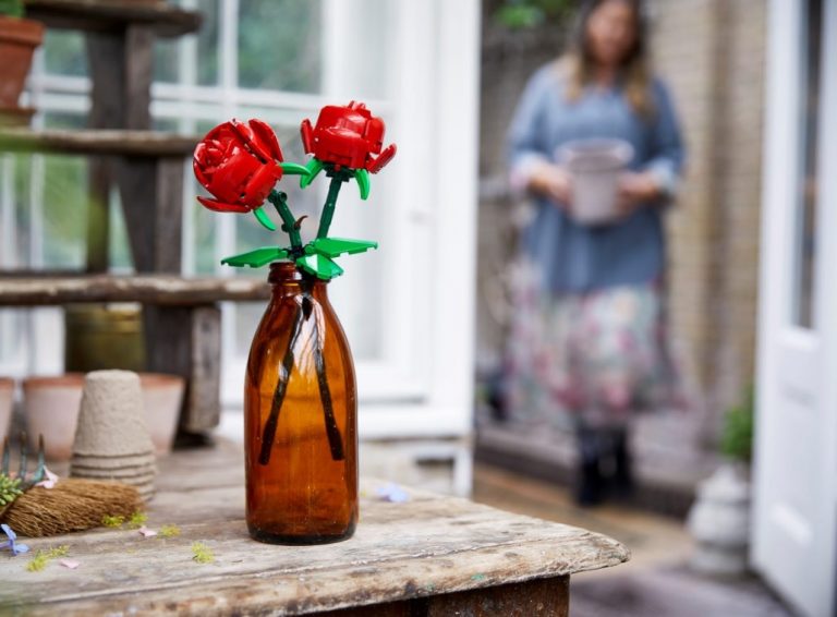 LEGO 40460 Roses (Mother's Day & Valentine's Day) 2021 Lifestyle