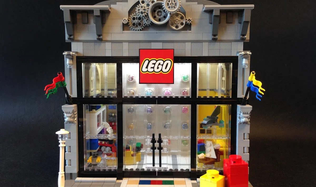 910009 LEGO Store Modular Version from Bricklink Crowdfunding Sold