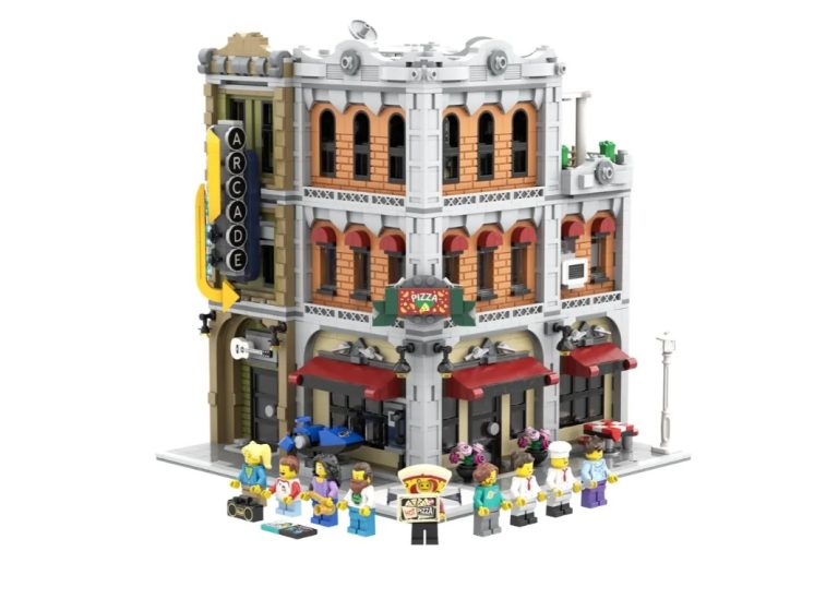 LEGO IDEAS Modular Arcade Project Creation by avilabrick Achieves 10 000 Supporters