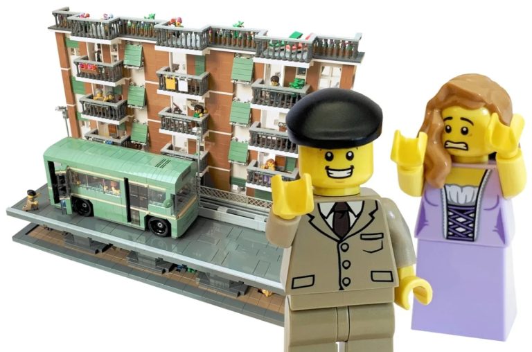 LEGO IDEAS Fantozzi Takes The Bus On the Fly Project Creation by Nastronauta Achieves 10 000 Supporters