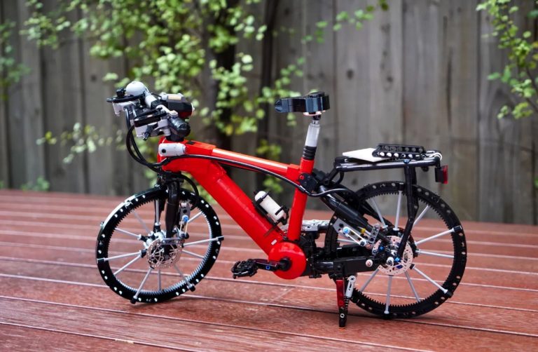 LEGO IDEAS Working LEGO Bicycle Project Creation by SleepyCow Achieves 10 000 Supporters