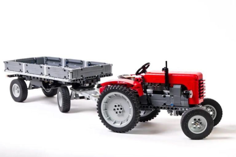 LEGO IDEAS Classic Tractor Project Creation by pezzz Achieves 10 000 Supporters
