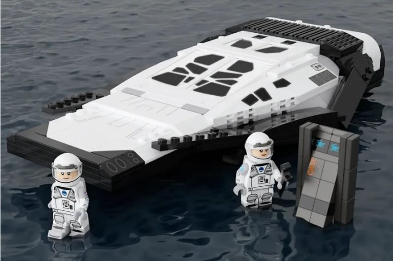 LEGO IDEAS Interstellar Project Creation by Minibrick Productions Achieves 10 000 Supporters