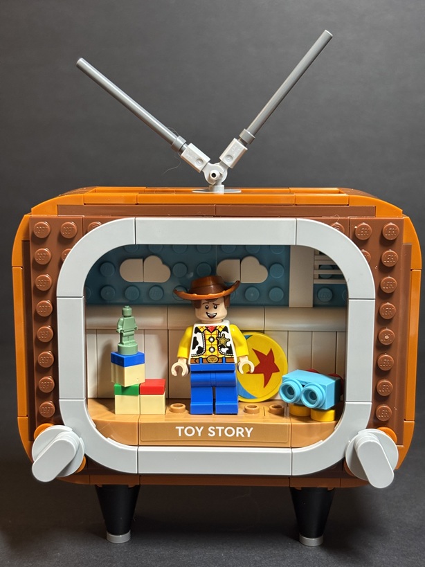 Review] LEGO Disney 40774 Classic Animation Scenes GWP Gift Set